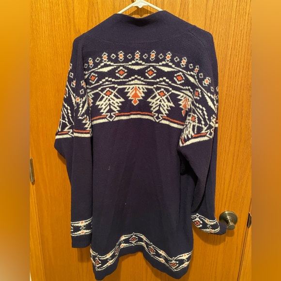 Denim & Co. Women’s Aztec Print Cardigan - Picture 3 of 5